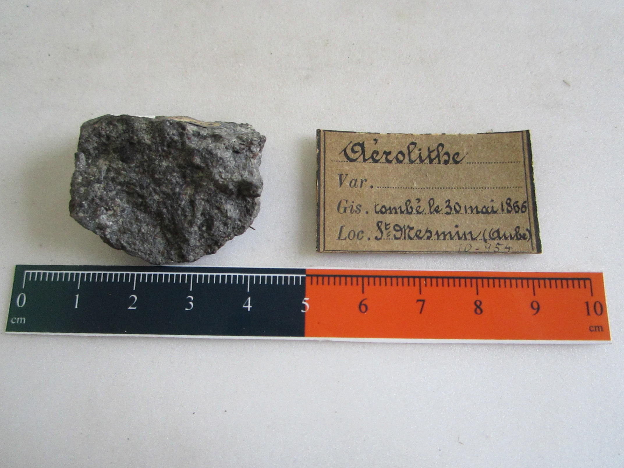 Capsule Cosmos : La météorite de Saint-Mesmin